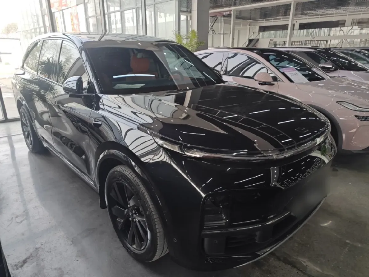 2023 Li L8 Range Extended 154HP REEV 40.9KWH,autocango,china used car exporter,china ev exporter,chinese used car exporter,chinese used ev exporter