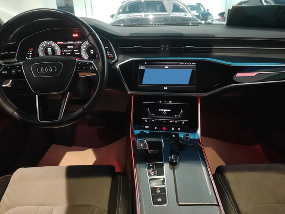 2022 Audi A6L 2.0T 224HP L4 7DCT,autocango,china used car exporter,china ev exporter,chinese used car exporter,chinese used ev exporter