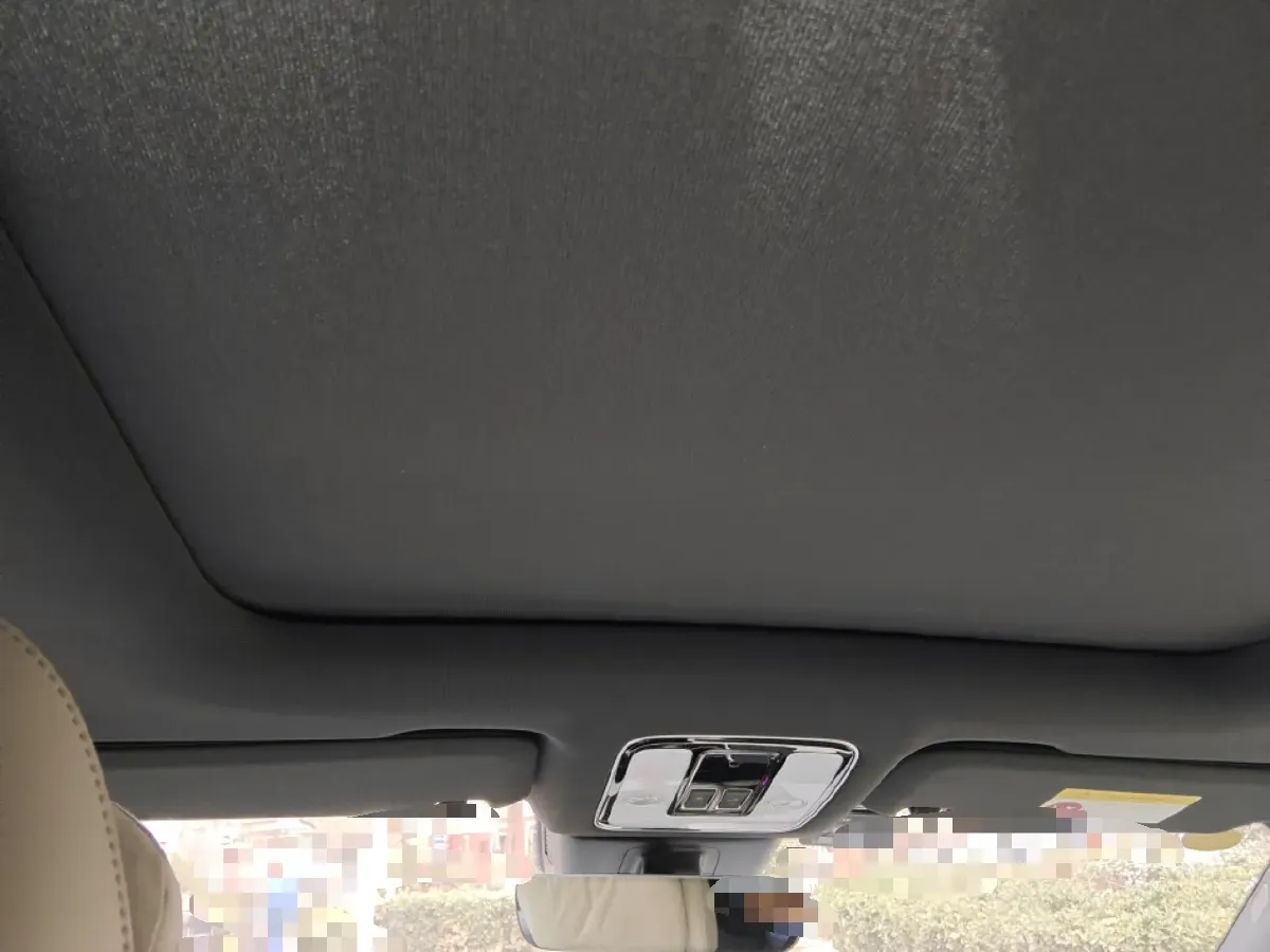 2021 Li ONE Range Extended 131HP REEV 40.5KWH,autocango,china used car exporter,china ev exporter,chinese used car exporter,chinese used ev exporter