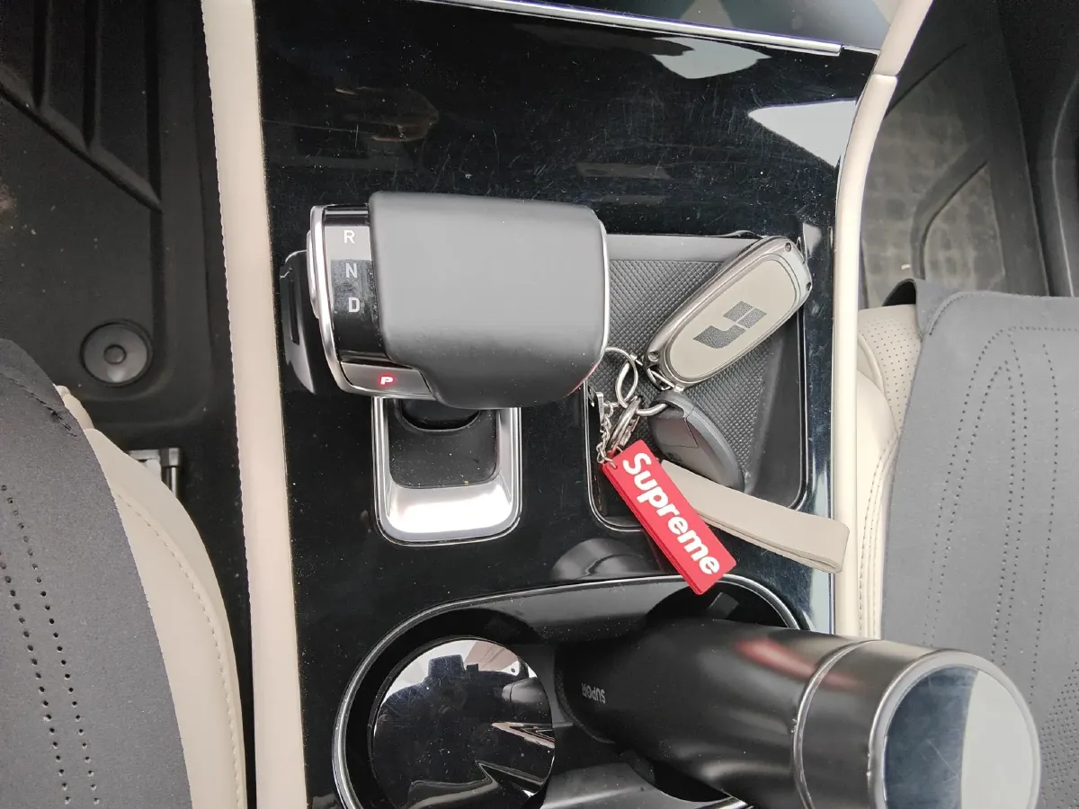 2021 Li ONE Range Extended 131HP REEV 40.5KWH,autocango,china used car exporter,china ev exporter,chinese used car exporter,chinese used ev exporter