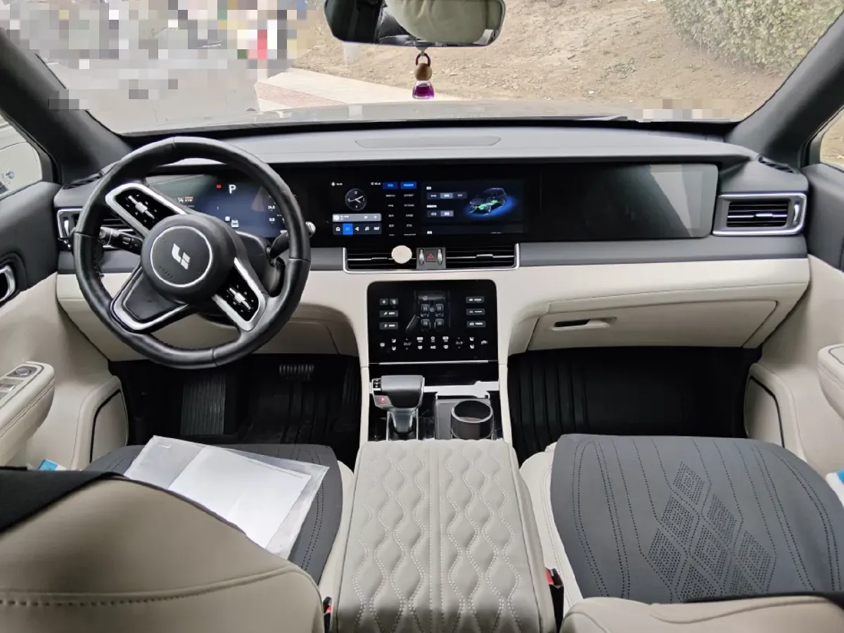 2021 Li ONE Range Extended 131HP REEV 40.5KWH,autocango,china used car exporter,china ev exporter,chinese used car exporter,chinese used ev exporter