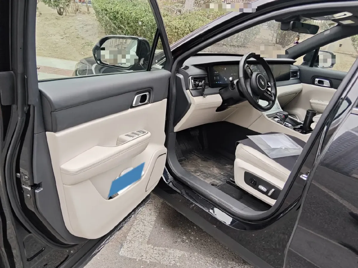 2021 Li ONE Range Extended 131HP REEV 40.5KWH,autocango,china used car exporter,china ev exporter,chinese used car exporter,chinese used ev exporter