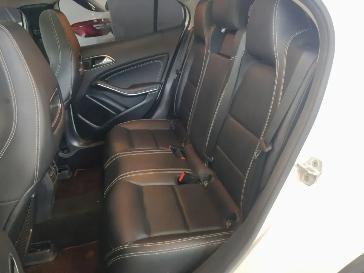 2017 Mercedes-Benz GLA Class 2.0T 184HP L4 7DCT,autocango,china used car exporter,china ev exporter,chinese used car exporter,chinese used ev exporter