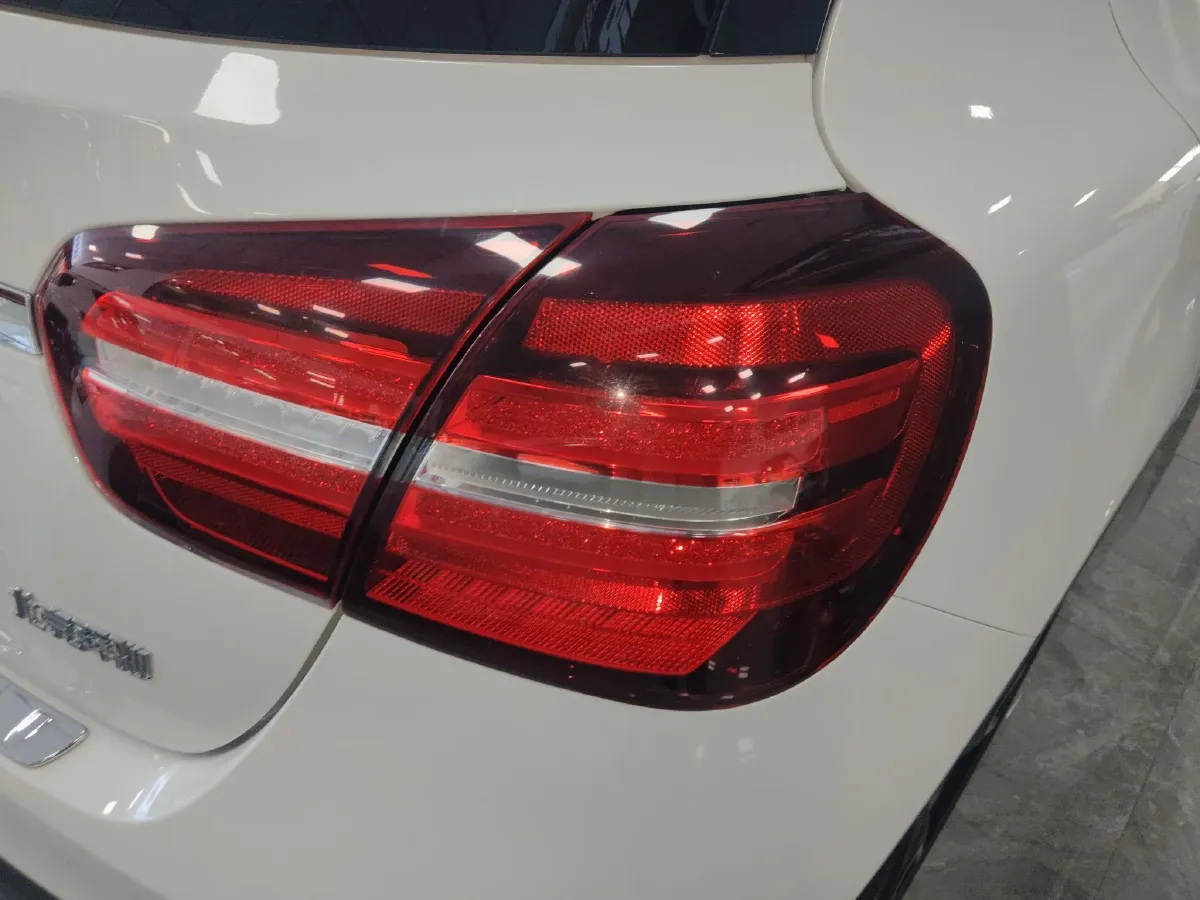 2017 Mercedes-Benz GLA Class 2.0T 184HP L4 7DCT,autocango,china used car exporter,china ev exporter,chinese used car exporter,chinese used ev exporter