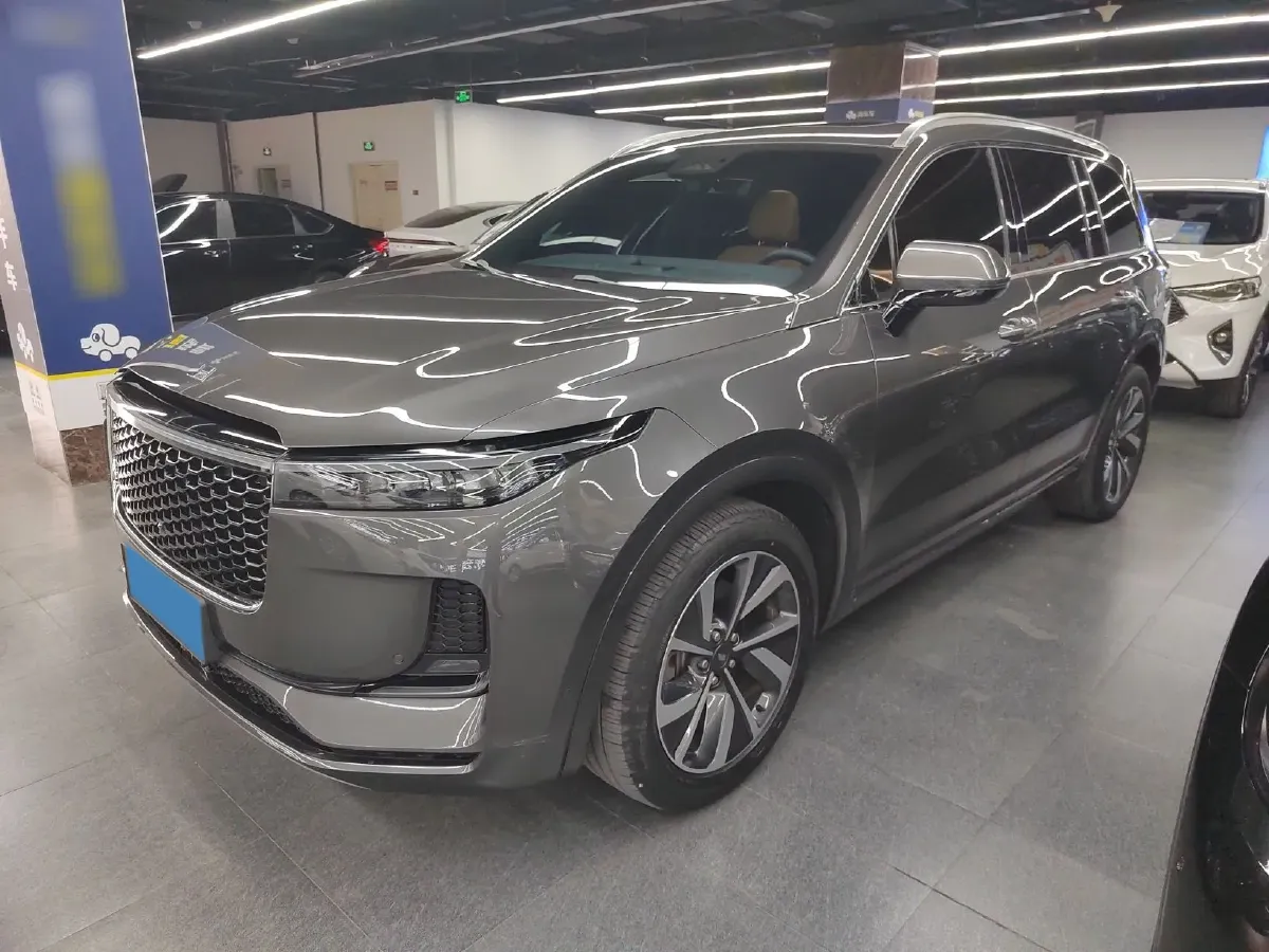 2021 Li ONE Range Extended 131HP REEV 40.5KWH,autocango,china used car exporter,china ev exporter,chinese used car exporter,chinese used ev exporter