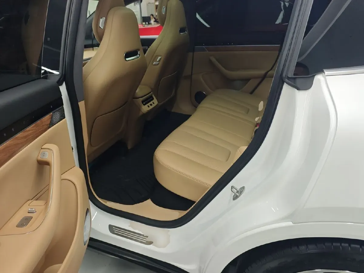 2024 HIMA R7 BEV 82KWH,autocango,china used car exporter,china ev exporter,chinese used car exporter,chinese used ev exporter