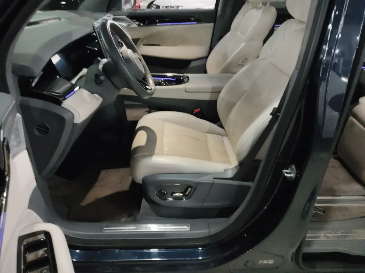 2022 Zeekr 009 BEV 116KWH,autocango,china used car exporter,china ev exporter,chinese used car exporter,chinese used ev exporter