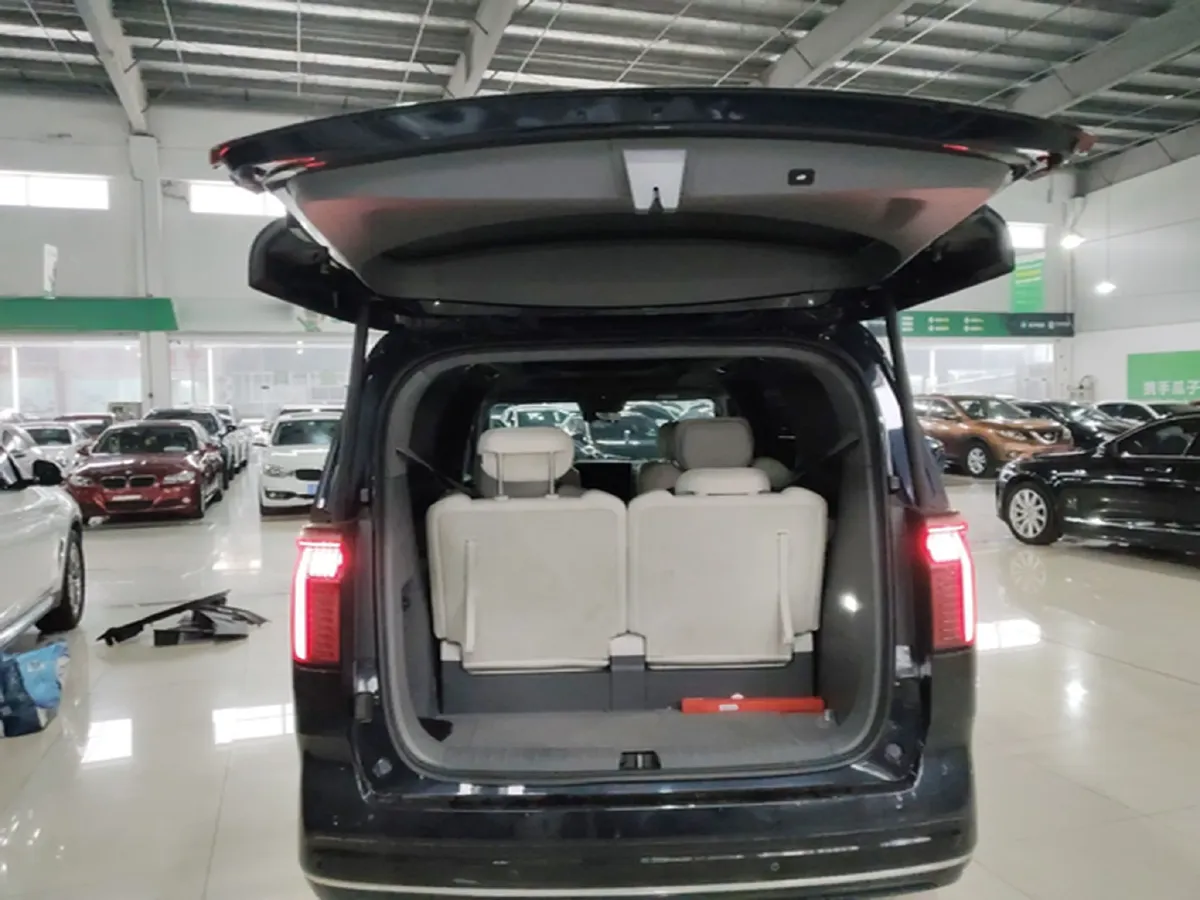 2022 Zeekr 009 BEV 116KWH,autocango,china used car exporter,china ev exporter,chinese used car exporter,chinese used ev exporter