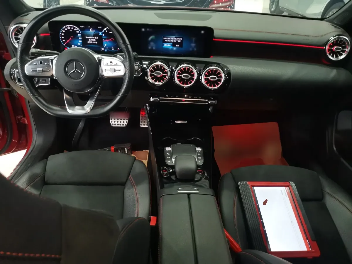 2020 Mercedes-Benz CLA Class 1.3T 163HP L4 7DCT,autocango,china used car exporter,china ev exporter,chinese used car exporter,chinese used ev exporter