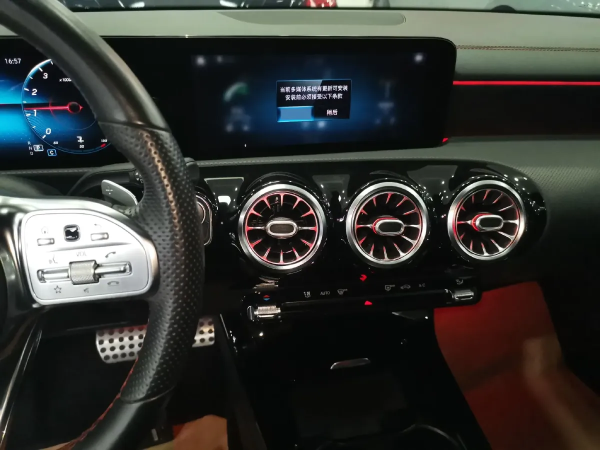 2020 Mercedes-Benz CLA Class 1.3T 163HP L4 7DCT,autocango,china used car exporter,china ev exporter,chinese used car exporter,chinese used ev exporter