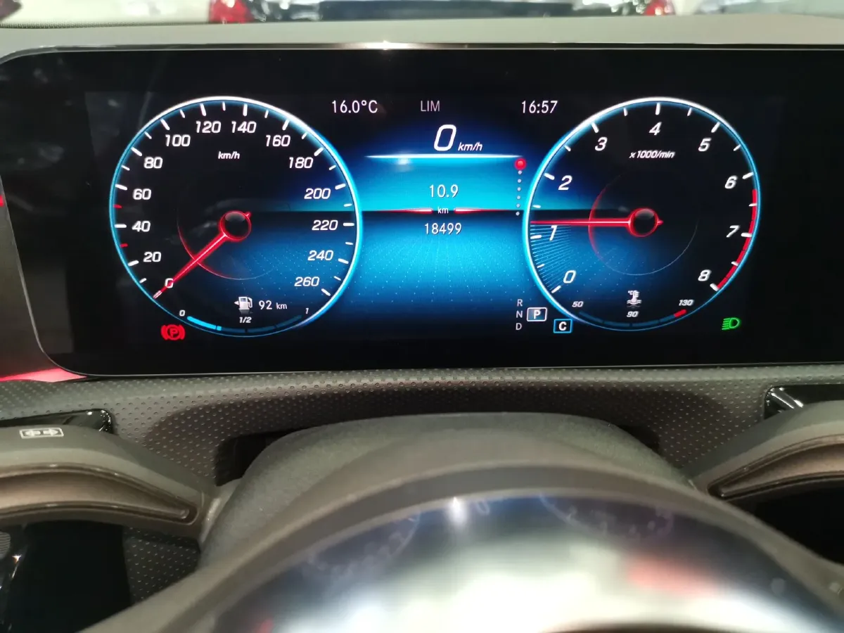 2020 Mercedes-Benz CLA Class 1.3T 163HP L4 7DCT,autocango,china used car exporter,china ev exporter,chinese used car exporter,chinese used ev exporter