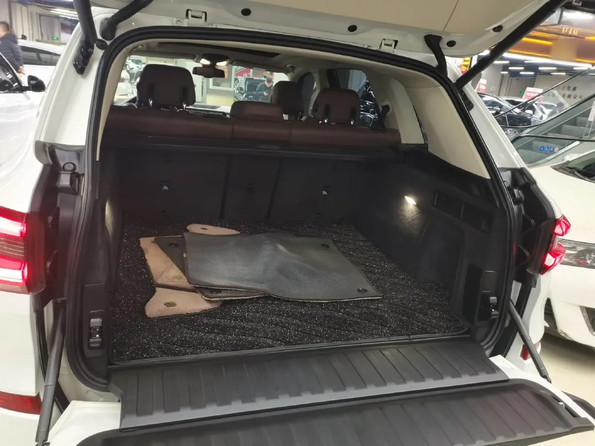 2019 BMW X5 3.0T 340HP L6 8AT,autocango,china used car exporter,china ev exporter,chinese used car exporter,chinese used ev exporter