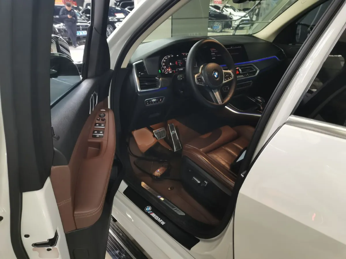 2019 BMW X5 3.0T 340HP L6 8AT,autocango,china used car exporter,china ev exporter,chinese used car exporter,chinese used ev exporter