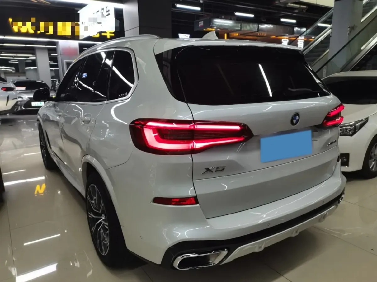 2019 BMW X5 3.0T 340HP L6 8AT,autocango,china used car exporter,china ev exporter,chinese used car exporter,chinese used ev exporter