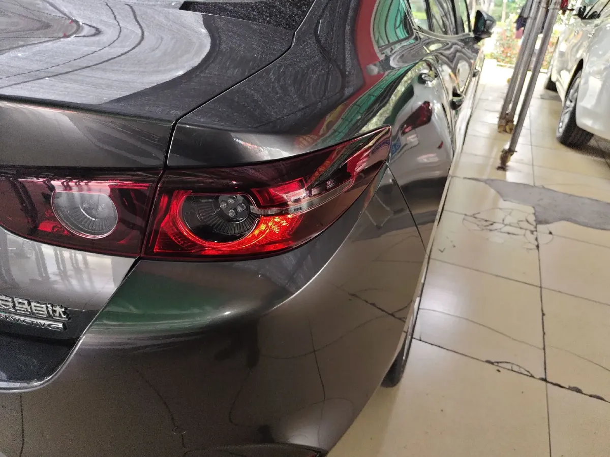 2020 Mazda 3 Axela 2.0L 158HP L4 6AT,autocango,china used car exporter,china ev exporter,chinese used car exporter,chinese used ev exporter