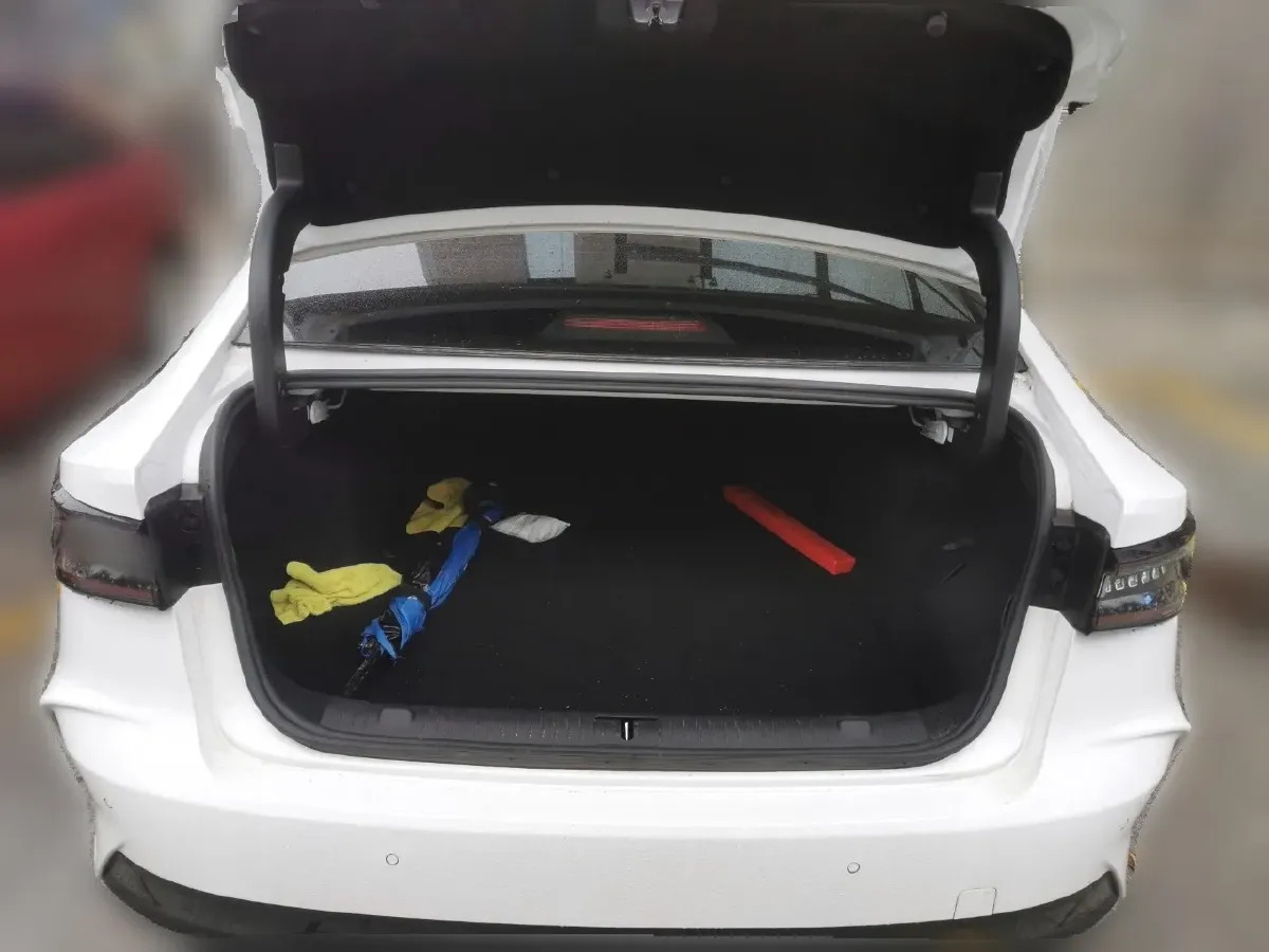 2024 Fulwin FulwinA8 1.5T 156HP L4 1DHT PHEV 18.3KWH,autocango,china used car exporter,china ev exporter,chinese used car exporter,chinese used ev exporter