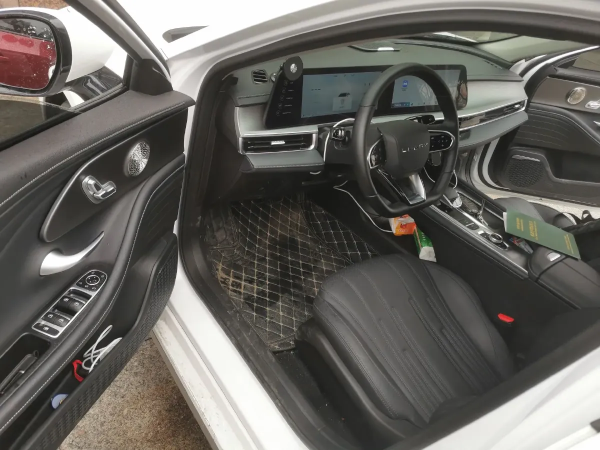 2024 Fulwin FulwinA8 1.5T 156HP L4 1DHT PHEV 18.3KWH,autocango,china used car exporter,china ev exporter,chinese used car exporter,chinese used ev exporter