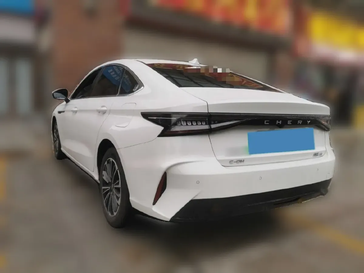 2024 Fulwin FulwinA8 1.5T 156HP L4 1DHT PHEV 18.3KWH,autocango,china used car exporter,china ev exporter,chinese used car exporter,chinese used ev exporter