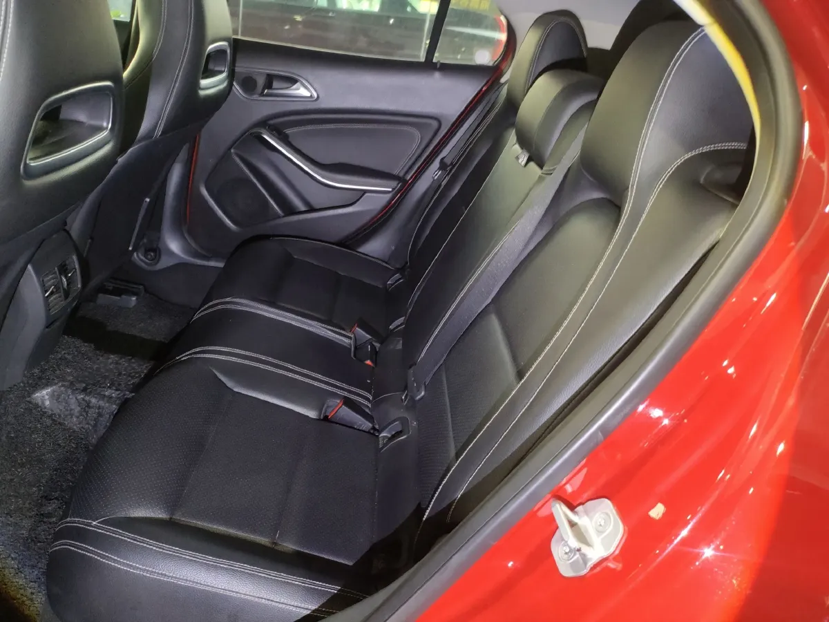 2016 Mercedes-Benz GLA Class 2.0T 184HP L4 7DCT,autocango,china used car exporter,china ev exporter,chinese used car exporter,chinese used ev exporter