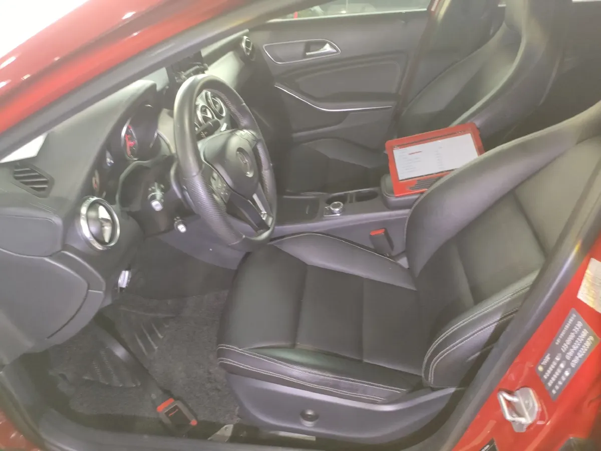 2016 Mercedes-Benz GLA Class 2.0T 184HP L4 7DCT,autocango,china used car exporter,china ev exporter,chinese used car exporter,chinese used ev exporter