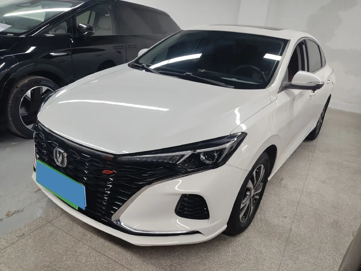 2021 ChangAn Eado 1.4T 160HP L4 7DCT,autocango,china used car exporter,china ev exporter,chinese used car exporter,chinese used ev exporter