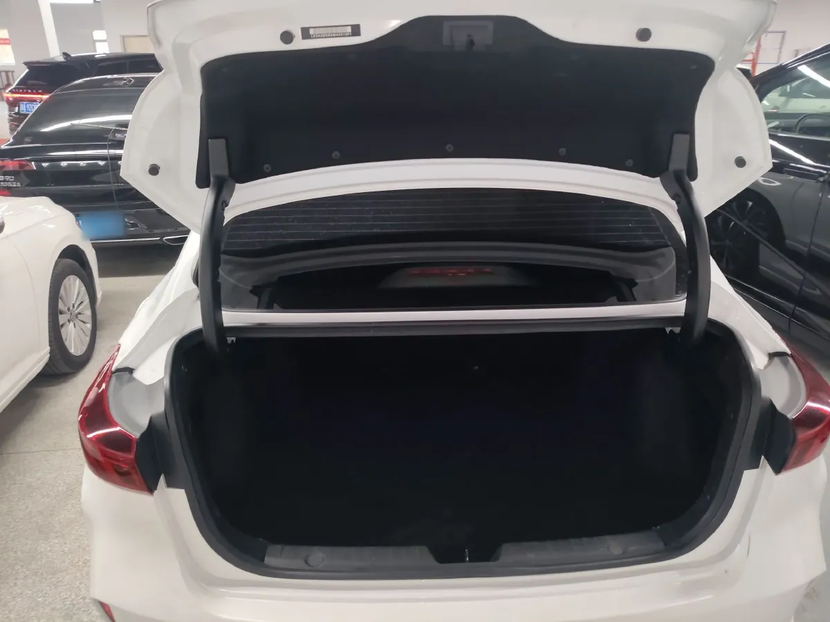 2021 ChangAn Eado 1.4T 160HP L4 7DCT,autocango,china used car exporter,china ev exporter,chinese used car exporter,chinese used ev exporter