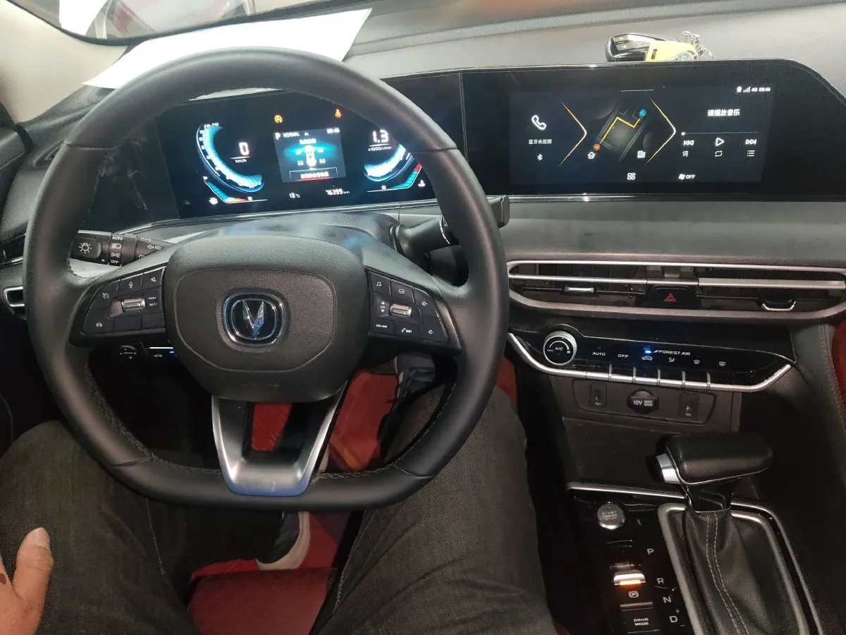 2021 ChangAn Eado 1.4T 160HP L4 7DCT,autocango,china used car exporter,china ev exporter,chinese used car exporter,chinese used ev exporter