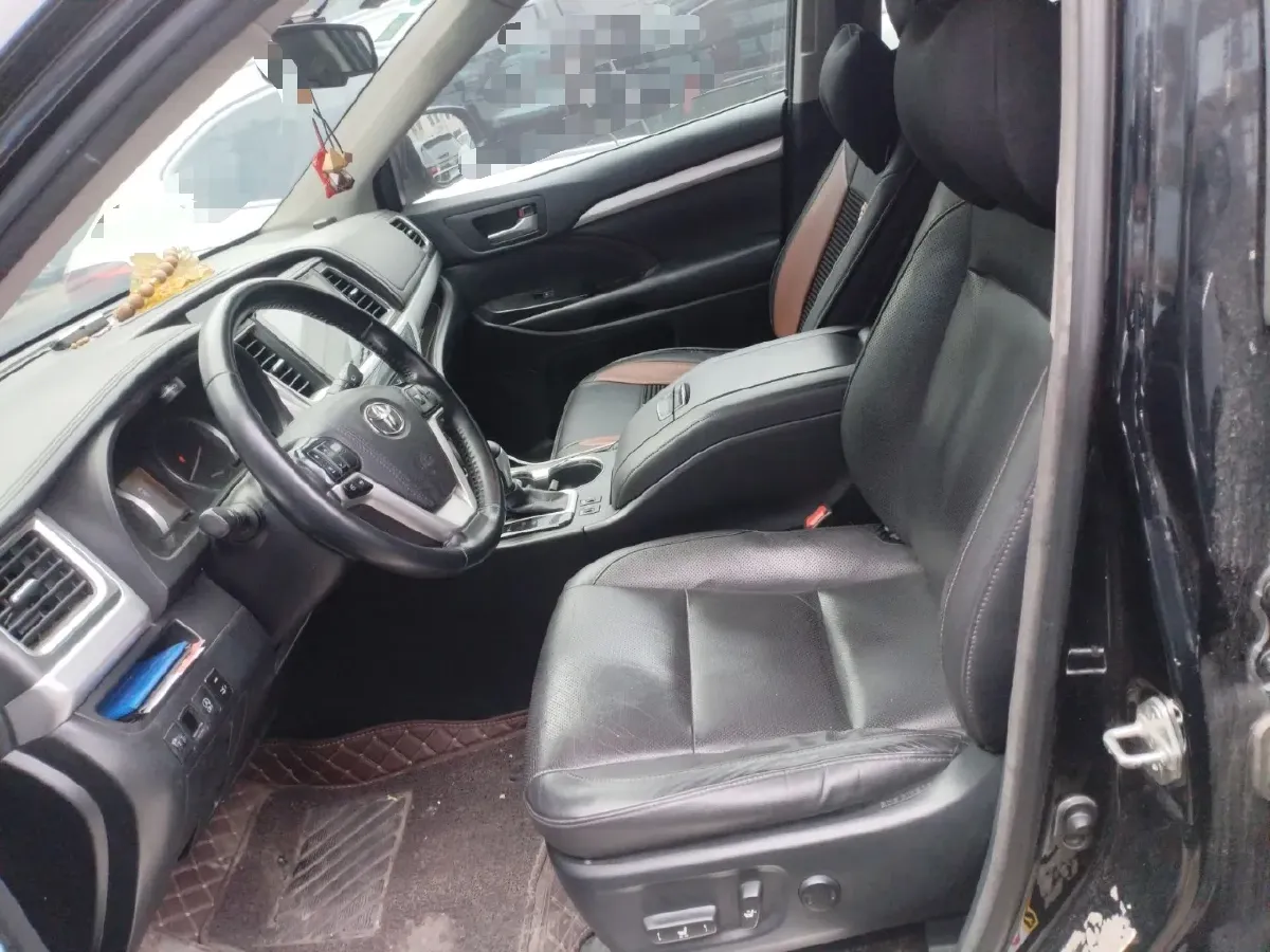 2017 Toyota Highlander 2.0T 220HP L4 6AT,autocango,china used car exporter,china ev exporter,chinese used car exporter,chinese used ev exporter