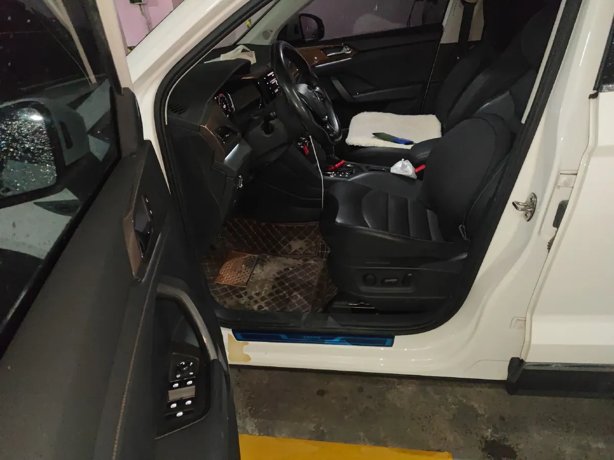 2019 Skoda Kodiak 2.0T 186HP L4 7DCT,autocango,china used car exporter,china ev exporter,chinese used car exporter,chinese used ev exporter