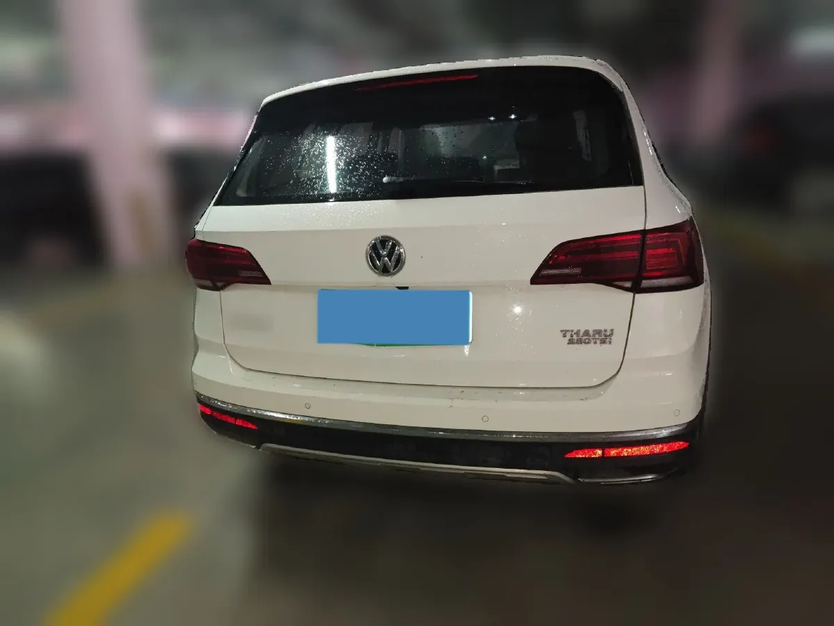 2019 Skoda Kodiak 2.0T 186HP L4 7DCT,autocango,china used car exporter,china ev exporter,chinese used car exporter,chinese used ev exporter
