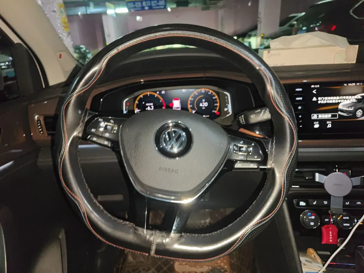 2019 Skoda Kodiak 2.0T 186HP L4 7DCT,autocango,china used car exporter,china ev exporter,chinese used car exporter,chinese used ev exporter