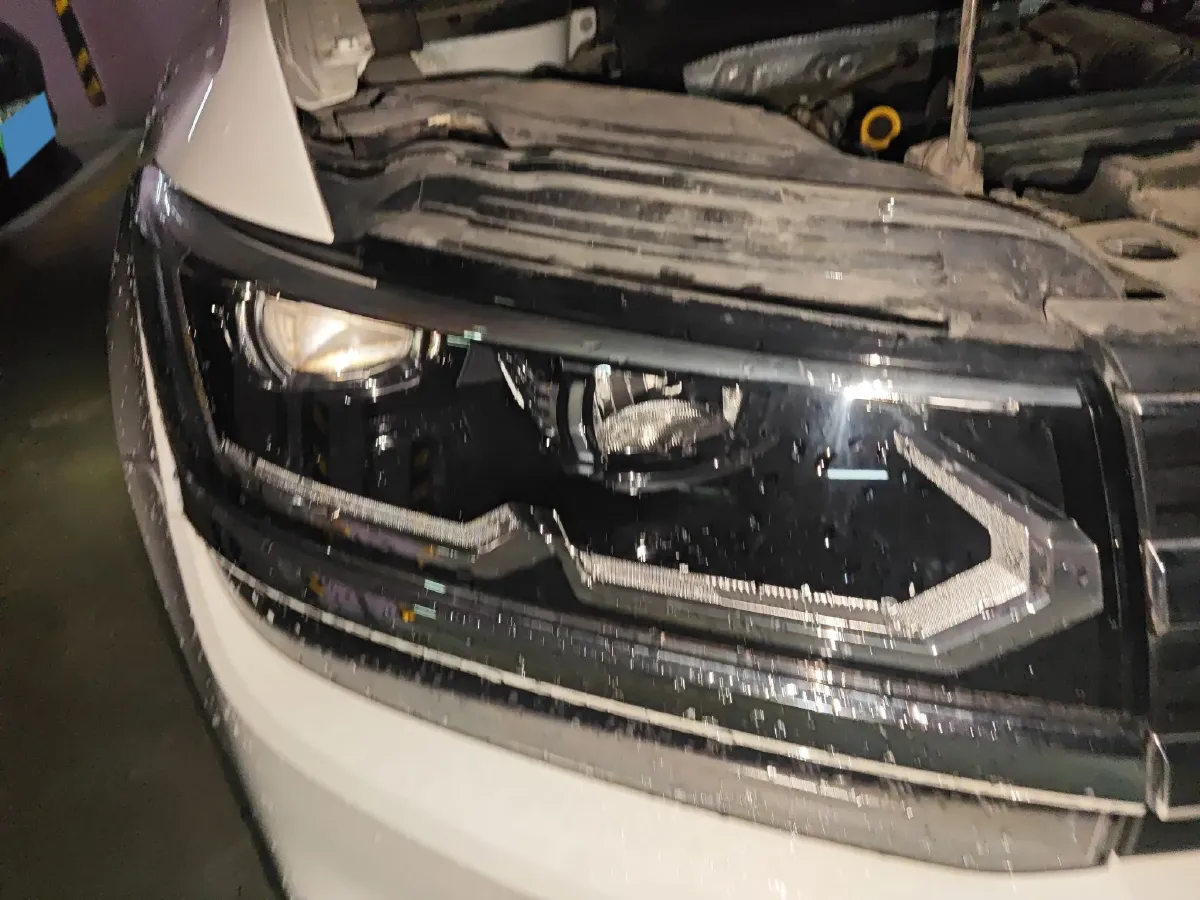 2019 Skoda Kodiak 2.0T 186HP L4 7DCT,autocango,china used car exporter,china ev exporter,chinese used car exporter,chinese used ev exporter