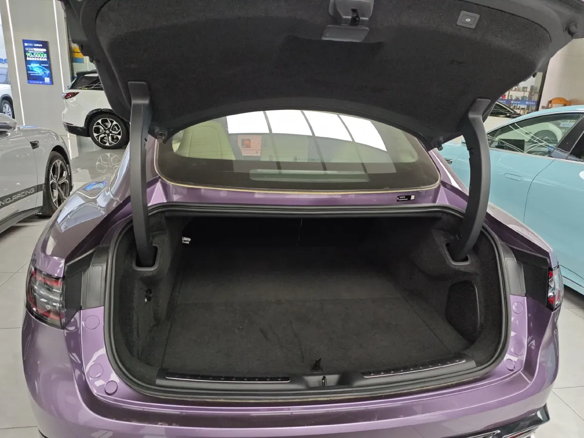 2024 Luxeed S7 BEV 100KWH,autocango,china used car exporter,china ev exporter,chinese used car exporter,chinese used ev exporter