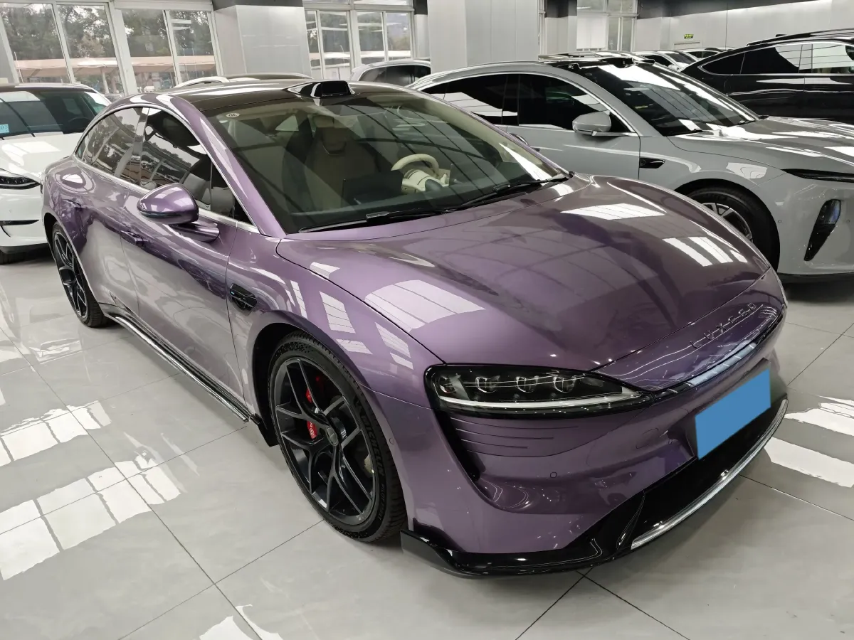 2024 Luxeed S7 BEV 100KWH,autocango,china used car exporter,china ev exporter,chinese used car exporter,chinese used ev exporter