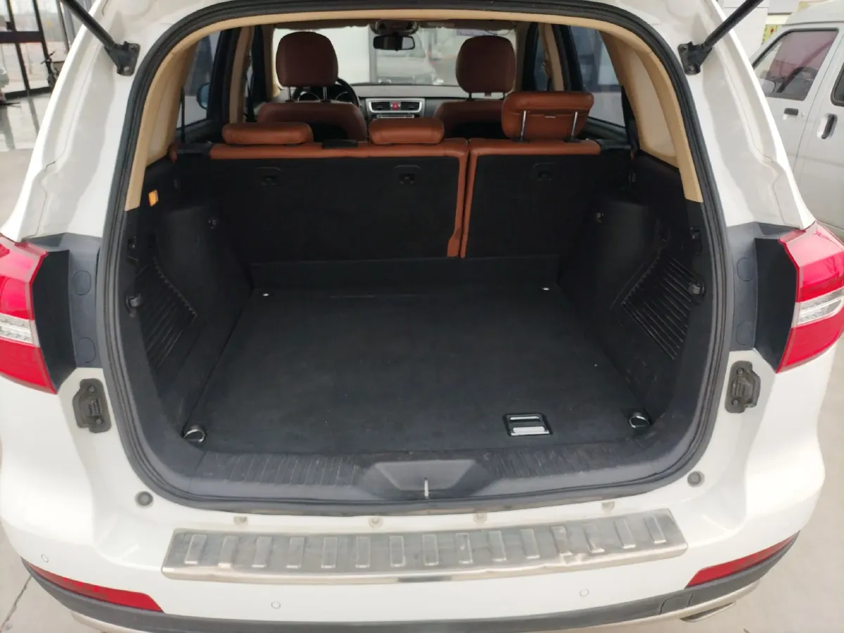 2015 Haval H8 2.0T 218HP L4 6AT,autocango,china used car exporter,china ev exporter,chinese used car exporter,chinese used ev exporter