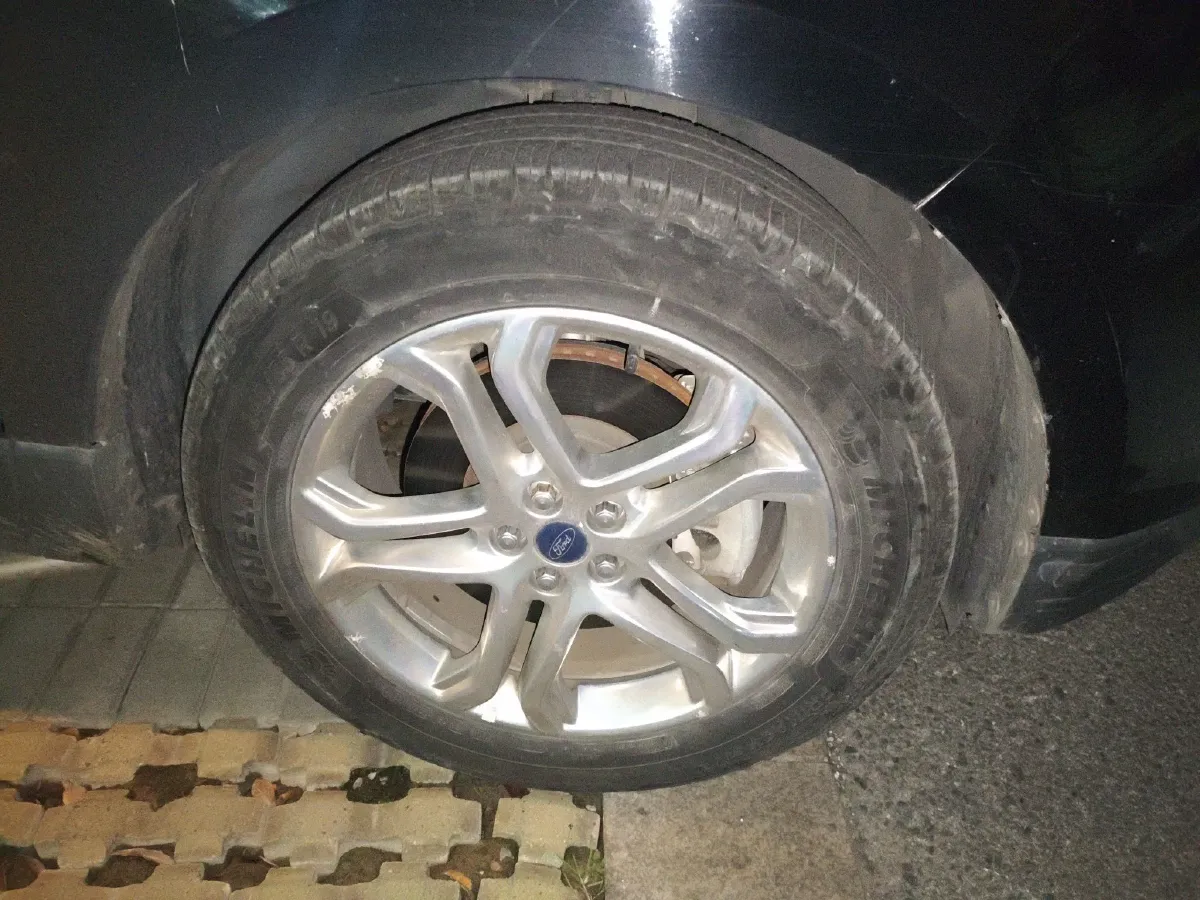 2016 Ford Edge 2.0T 245HP L4 6AT,autocango,china used car exporter,china ev exporter,chinese used car exporter,chinese used ev exporter