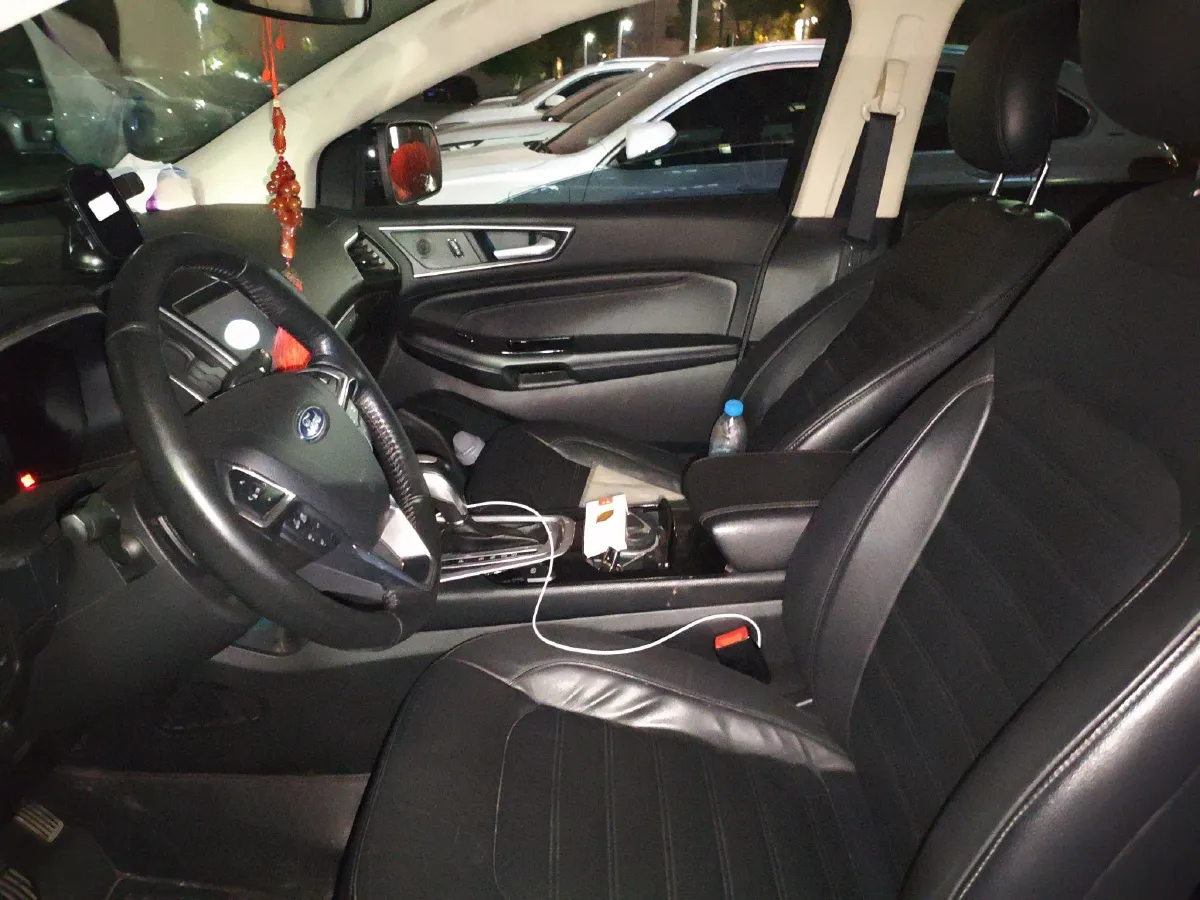 2016 Ford Edge 2.0T 245HP L4 6AT,autocango,china used car exporter,china ev exporter,chinese used car exporter,chinese used ev exporter