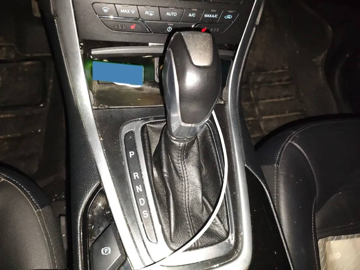 2016 Ford Edge 2.0T 245HP L4 6AT,autocango,china used car exporter,china ev exporter,chinese used car exporter,chinese used ev exporter