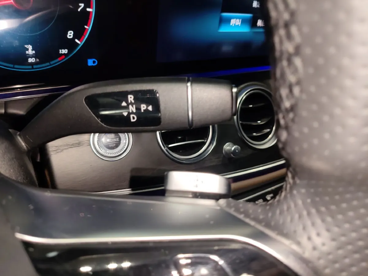 2021 Mercedes-Benz E Class 2.0T 258HP L4 9AT,autocango,china used car exporter,china ev exporter,chinese used car exporter,chinese used ev exporter