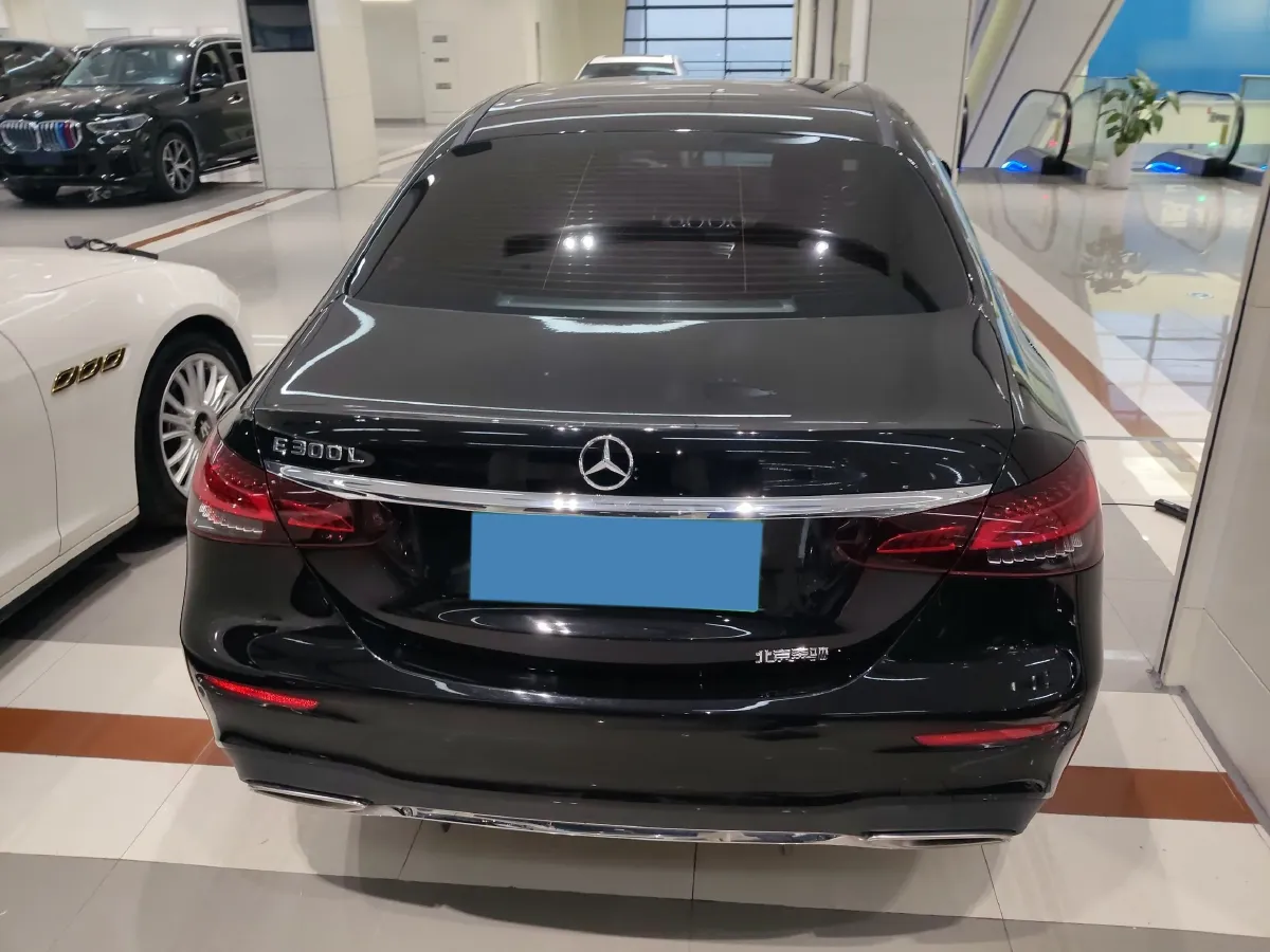 2021 Mercedes-Benz E Class 2.0T 258HP L4 9AT,autocango,china used car exporter,china ev exporter,chinese used car exporter,chinese used ev exporter