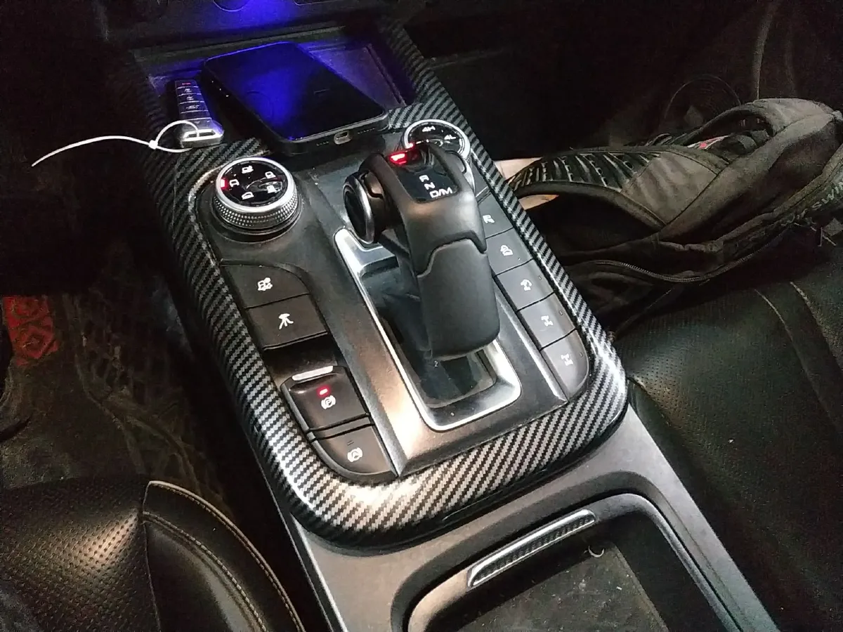 2021 Tank 300 2.0T 227HP L4 8AT,autocango,china used car exporter,china ev exporter,chinese used car exporter,chinese used ev exporter