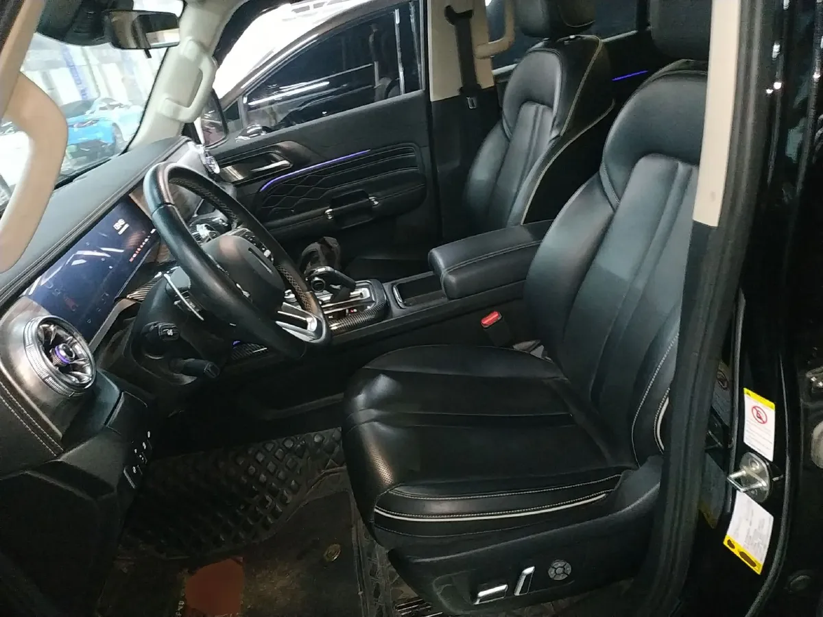 2021 Tank 300 2.0T 227HP L4 8AT,autocango,china used car exporter,china ev exporter,chinese used car exporter,chinese used ev exporter