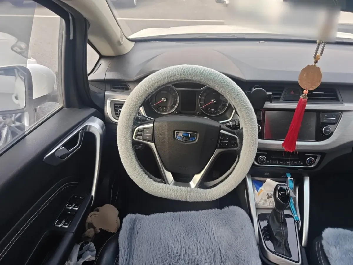 2017 Geely Vision X3 1.5L 102HP L4 4AT,autocango,china used car exporter,china ev exporter,chinese used car exporter,chinese used ev exporter