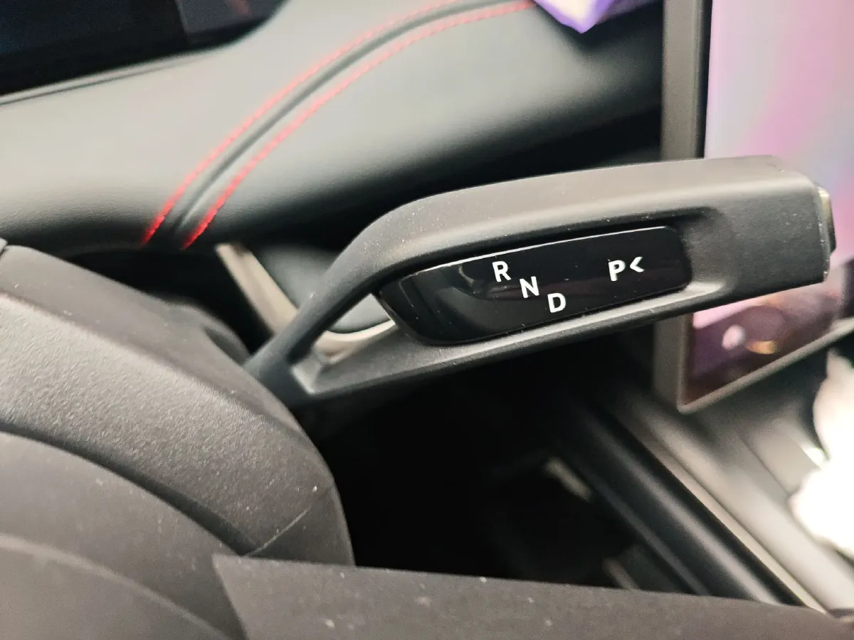 2024 MI SU7 BEV 73.6KWH,autocango,china used car exporter,china ev exporter,chinese used car exporter,chinese used ev exporter