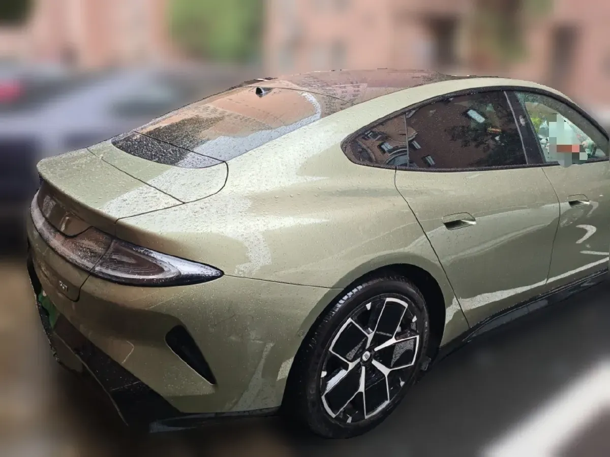 2024 MI SU7 BEV 73.6KWH,autocango,china used car exporter,china ev exporter,chinese used car exporter,chinese used ev exporter