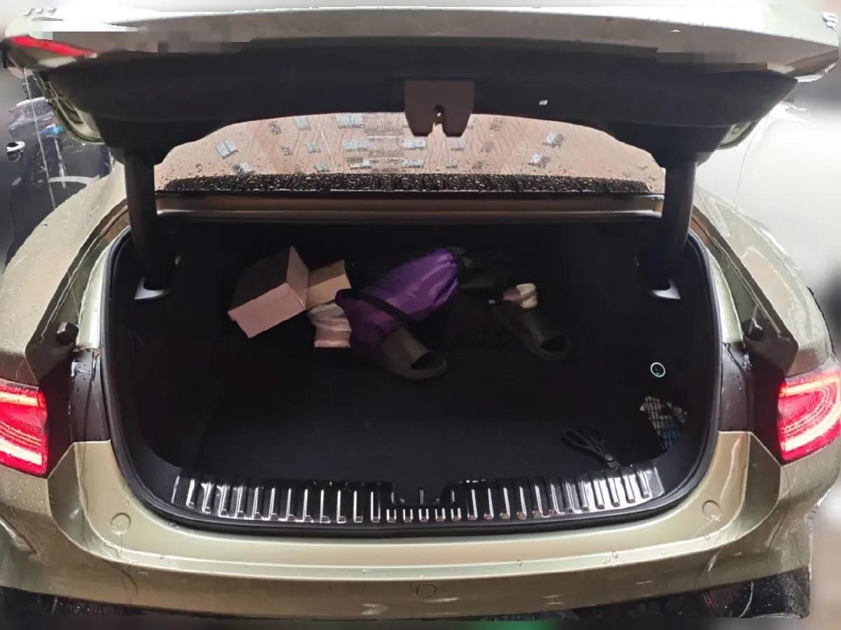 2024 MI SU7 BEV 73.6KWH,autocango,china used car exporter,china ev exporter,chinese used car exporter,chinese used ev exporter