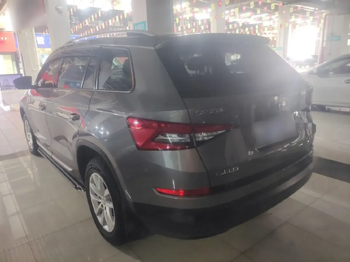 2018 Skoda Kodiak 2.0T 186HP L4 7DCT,autocango,china used car exporter,china ev exporter,chinese used car exporter,chinese used ev exporter