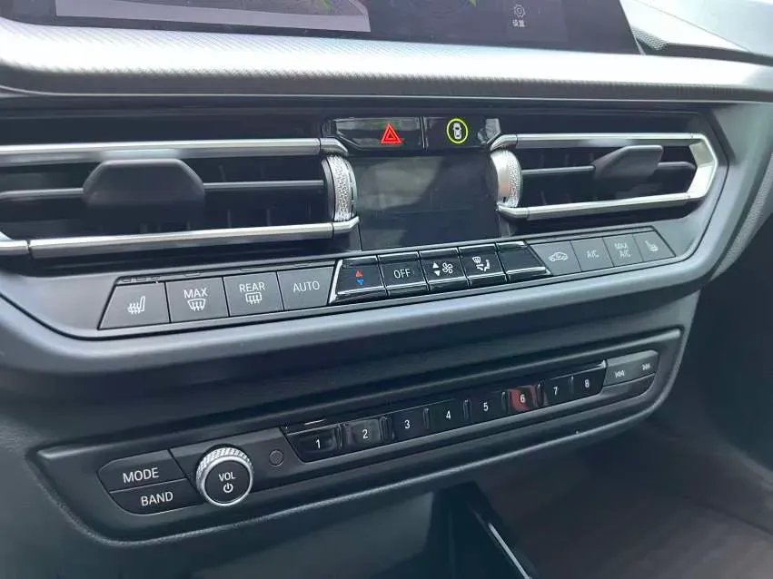 2021 BMW 2 Series 2.0T 192HP L4 7DCT,autocango,china used car exporter,china ev exporter,chinese used car exporter,chinese used ev exporter