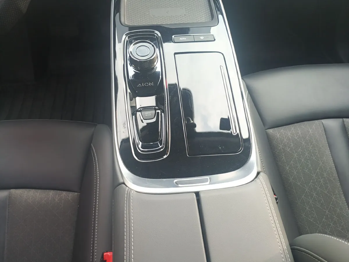 2022 Aion S Plus BEV 69.9KWH,autocango,china used car exporter,china ev exporter,chinese used car exporter,chinese used ev exporter