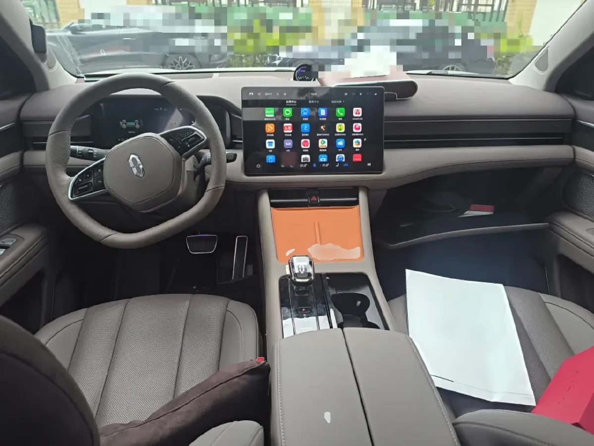 2024 AITO AITO M7 1.5T 152HP L4 REEV 42KWH,autocango,china used car exporter,china ev exporter,chinese used car exporter,chinese used ev exporter